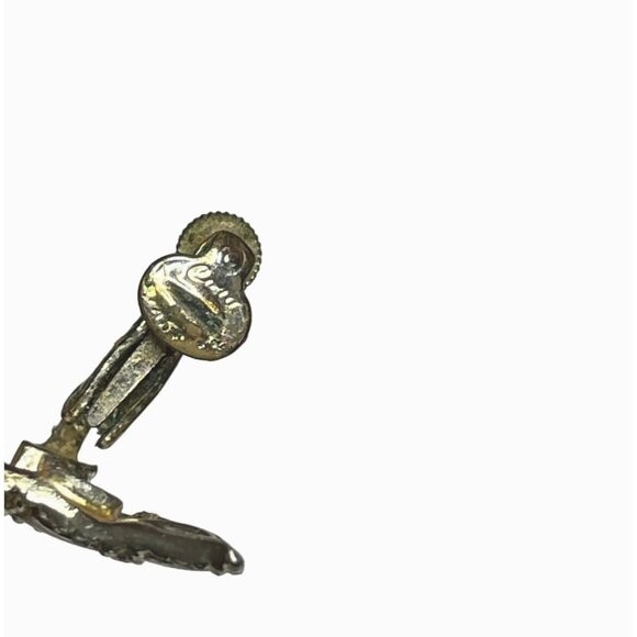 Vintage Coro Gold Tone Clip-On Earrings with Geometric Design - Picture 7 of 7